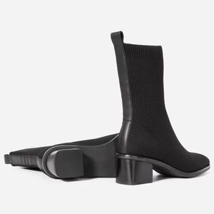 Everlane The High Ankle Glove Boot in ReKnit size 10